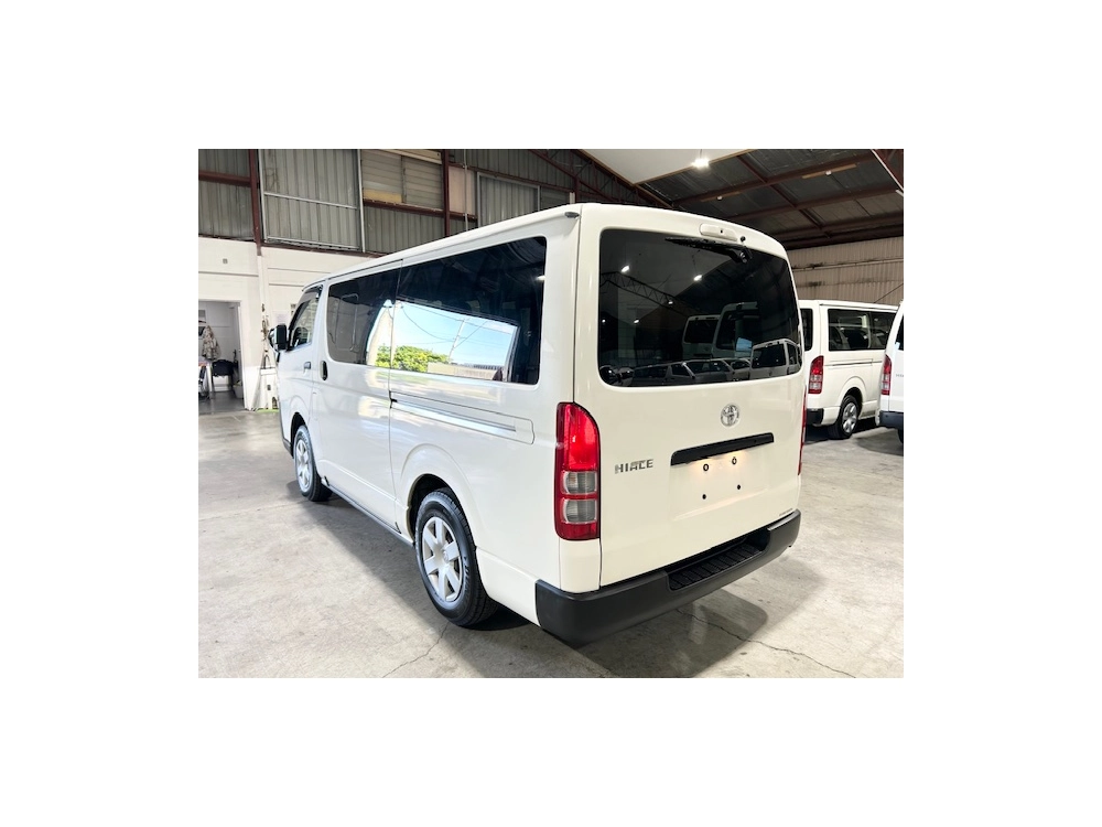 2020 Toyota Hiace FULL OPTION =4X4= 