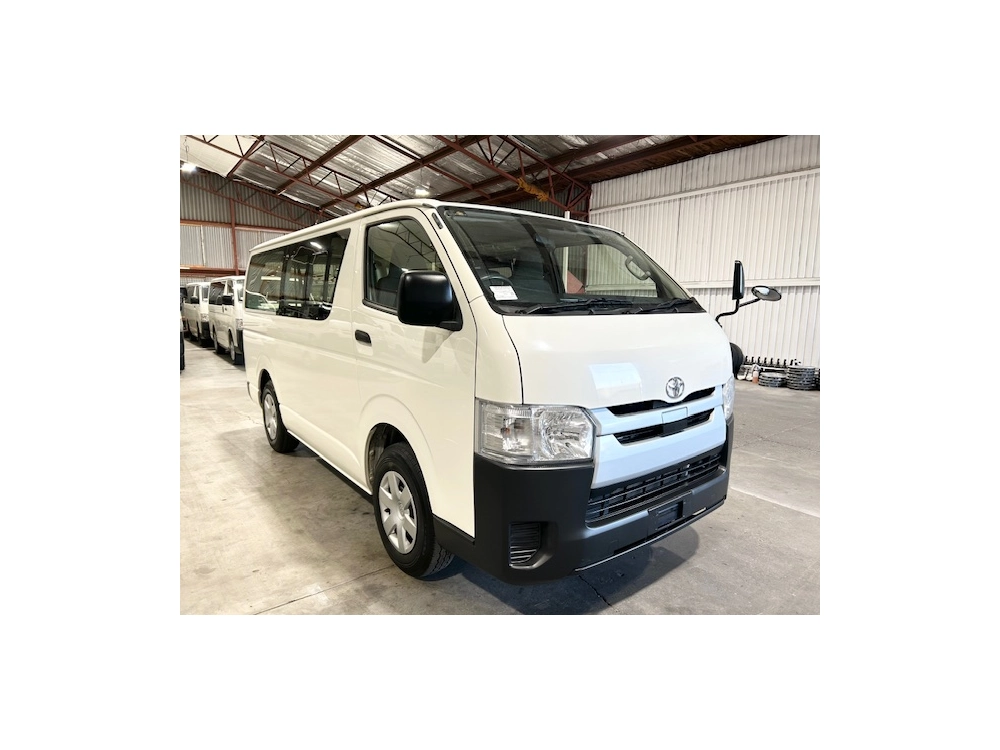 2019 Toyota Hiace =4X4= 6 Seaters - Dual Airbags