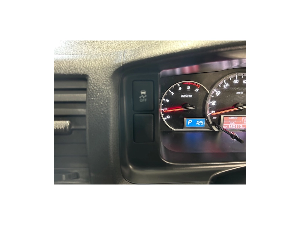 2018 Toyota Hiace --$4500 REDUCED-- **4WD** REMOVABLE BACK SEATS 