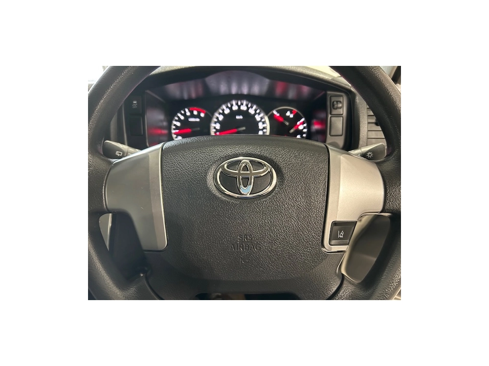 2018 Toyota Hiace --$4500 REDUCED-- **4WD** REMOVABLE BACK SEATS 