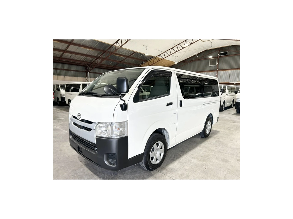 2018 Toyota Hiace =4X4= TIMBER FLOOR $1000 DISCOUNTED for Fuel