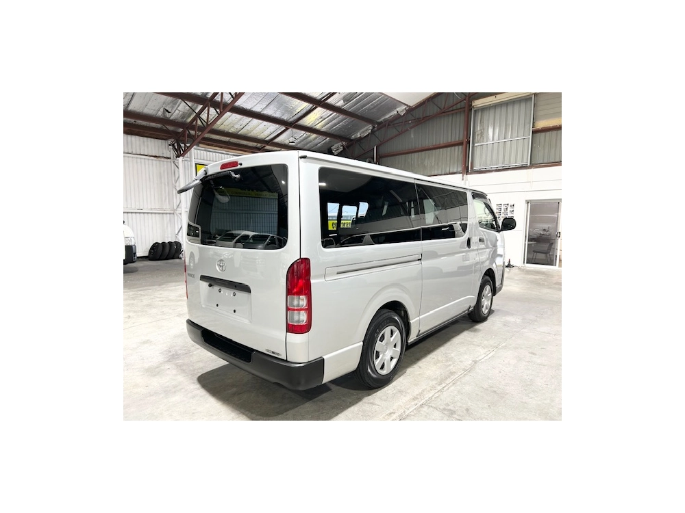 2019 Toyota Hiace ** 4WD 4WD 4WD ** $4000 REDUCED $$