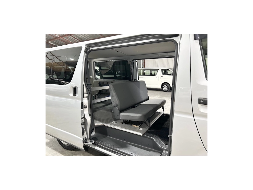 2019 Toyota Hiace ** 4WD 4WD 4WD ** $4000 REDUCED $$