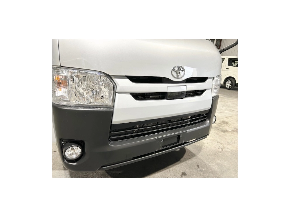 2019 Toyota Hiace ** 4WD 4WD 4WD ** $4000 REDUCED $$