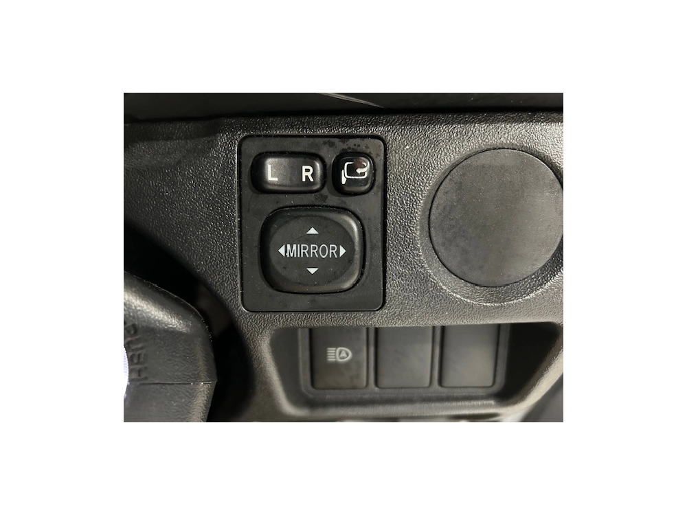 2019 Toyota Hiace ** 4WD 4WD 4WD ** $4000 REDUCED $$