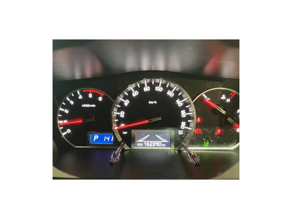 2017 TOYOTA HIACE LWB 2.8L DIESEL TURBO