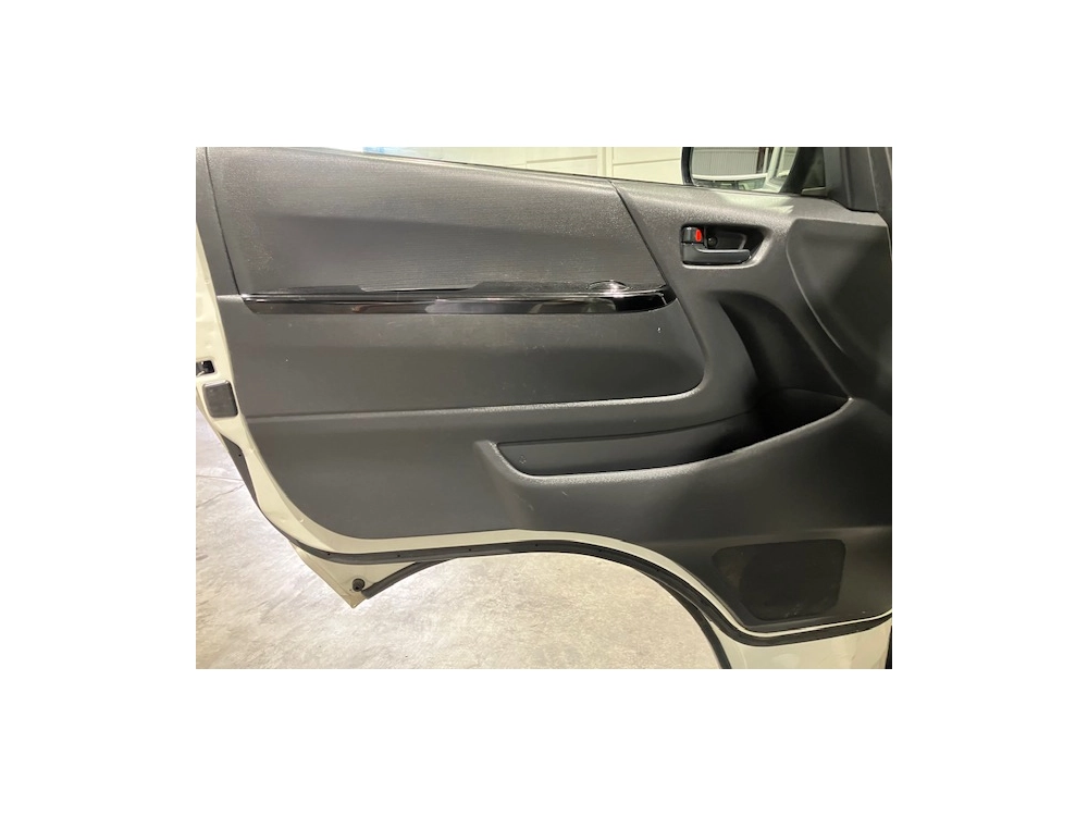 2017 TOYOTA HIACE LWB 2.8L DIESEL TURBO