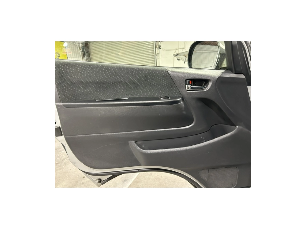 2020 Toyota Hiace 4X4 SUPER GL!!! 5 SEATER / with REAR AIRCON!!
