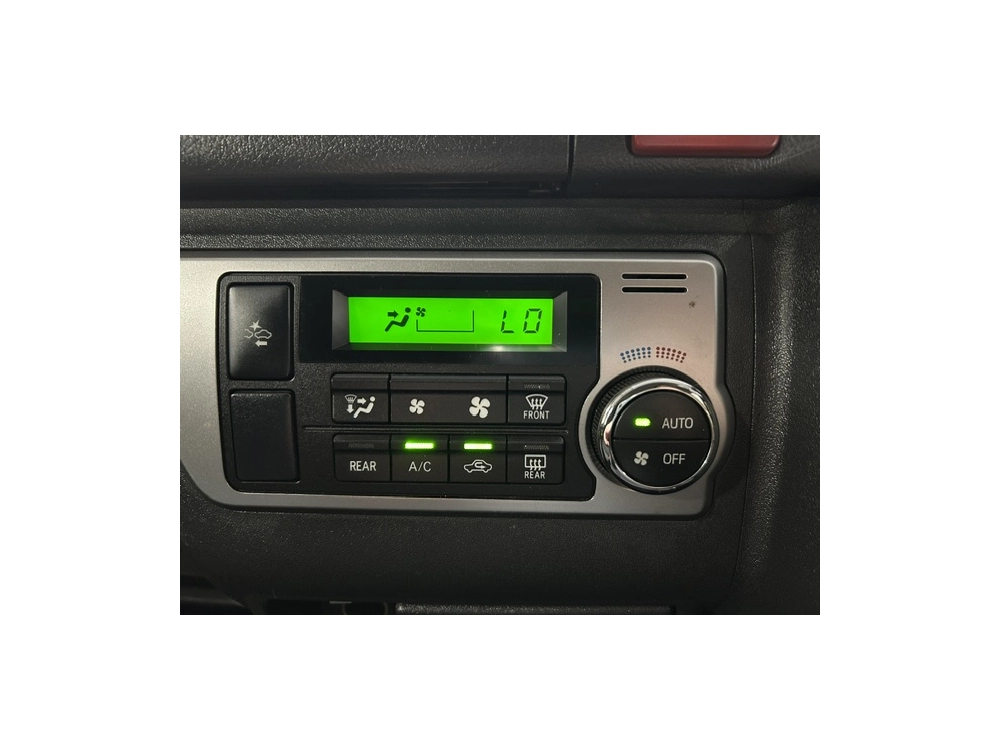 2020 Toyota Hiace 4X4 SUPER GL!!! 5 SEATER / with REAR AIRCON!!