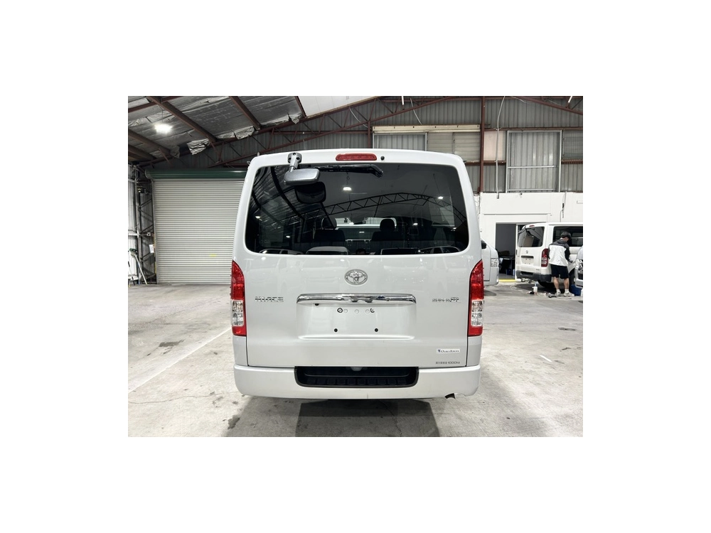 2020 Toyota Hiace 4X4 SUPER GL!!! 5 SEATER / with REAR AIRCON!!