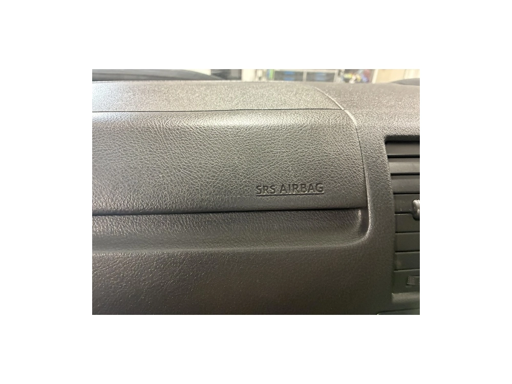 2018 Toyota Hiace 4X4 / Dual Airbags / REAR AIRCON 