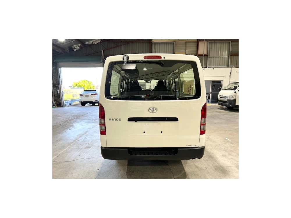 2019 Toyota Hiace =4X4= 6 or 9 Seaters *DUAL Airbags*