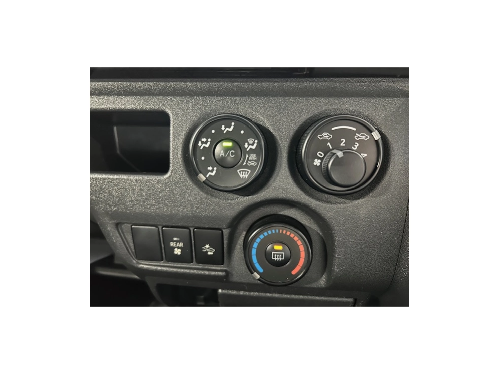 2019 Toyota Hiace =4X4= 6 or 9 Seaters 