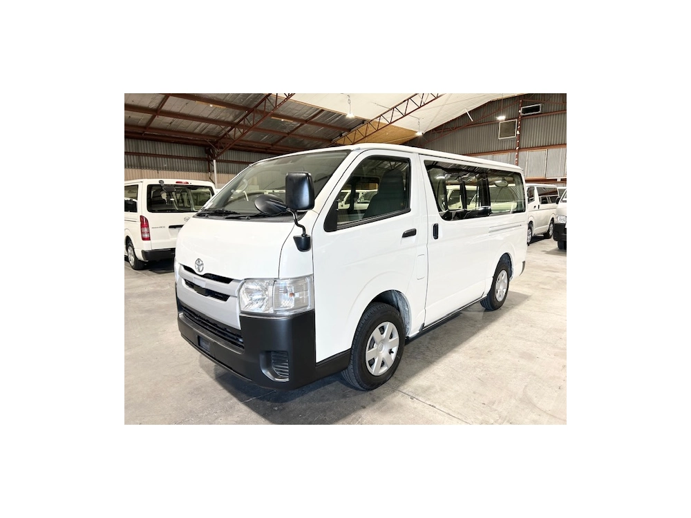2019 Toyota Hiace =4X4= 6 or 9 Seaters *DUAL Airbags*