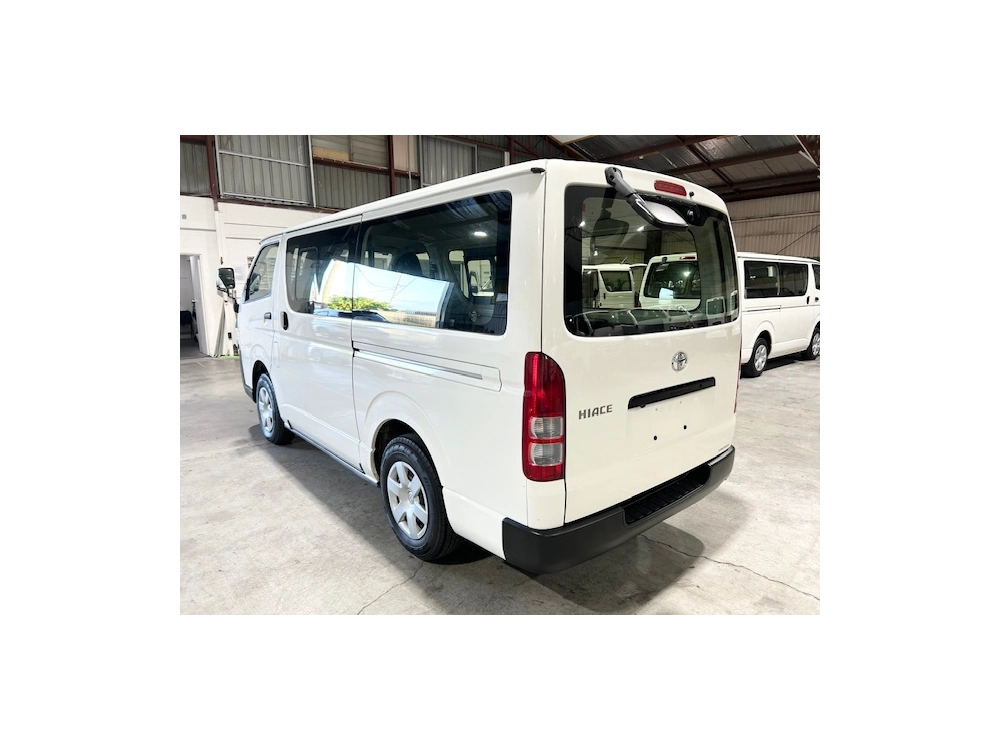 2019 Toyota Hiace =4X4= 6 or 9 Seaters *DUAL Airbags*