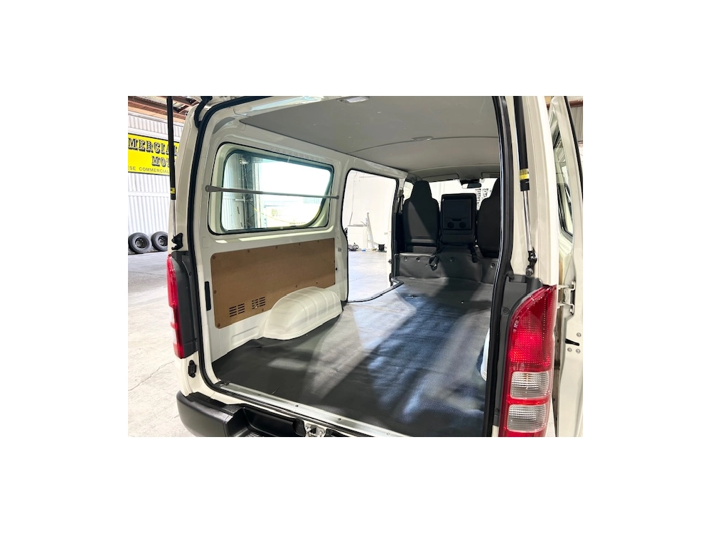 2020 Toyota Hiace --- 4WD 4WD 4WD --- $4000 REDUCED