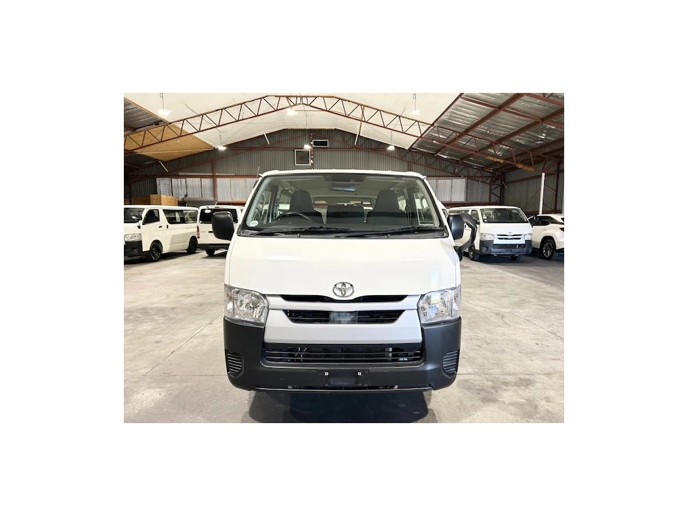 2020 Toyota Hiace --- 4WD 4WD 4WD --- $4000 REDUCED