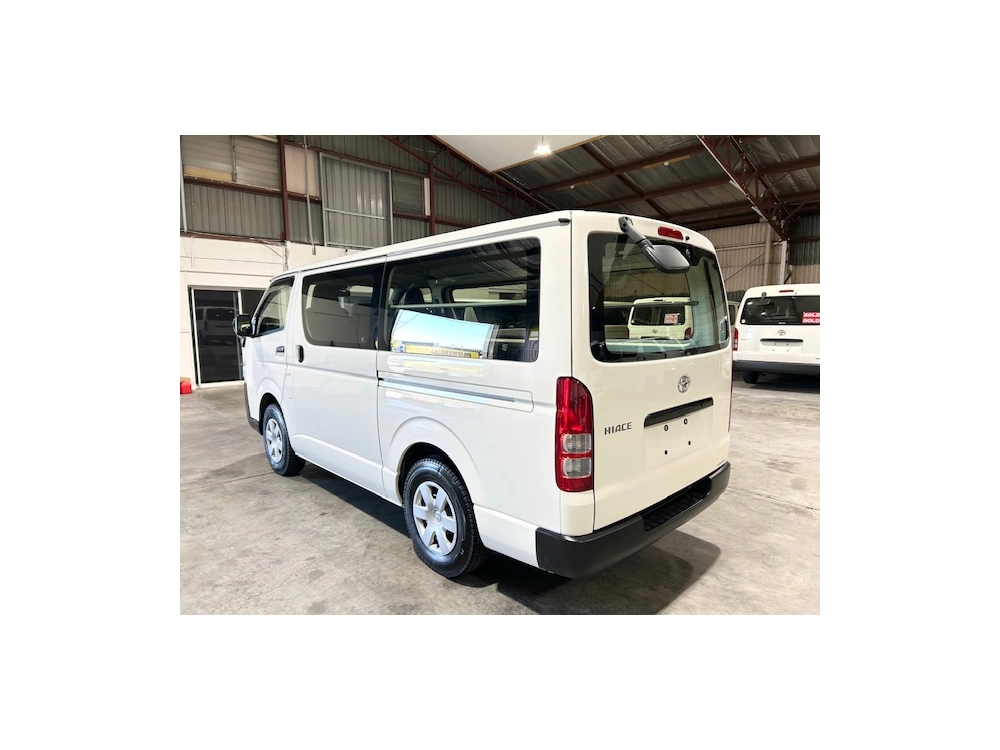 2020 Toyota Hiace --- 4WD 4WD 4WD --- $4000 REDUCED
