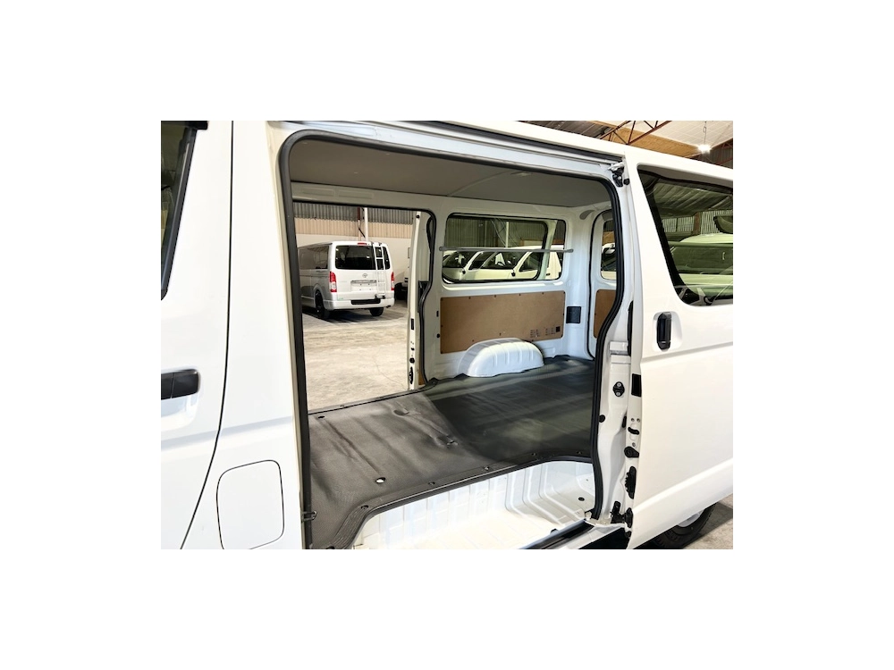 2020 Toyota Hiace --- 4WD 4WD 4WD --- $4000 REDUCED