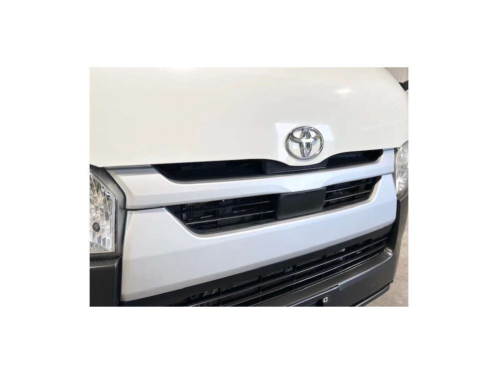 2020 Toyota Hiace *FACELIFT MODEL* ===FULL TIME 4WD===