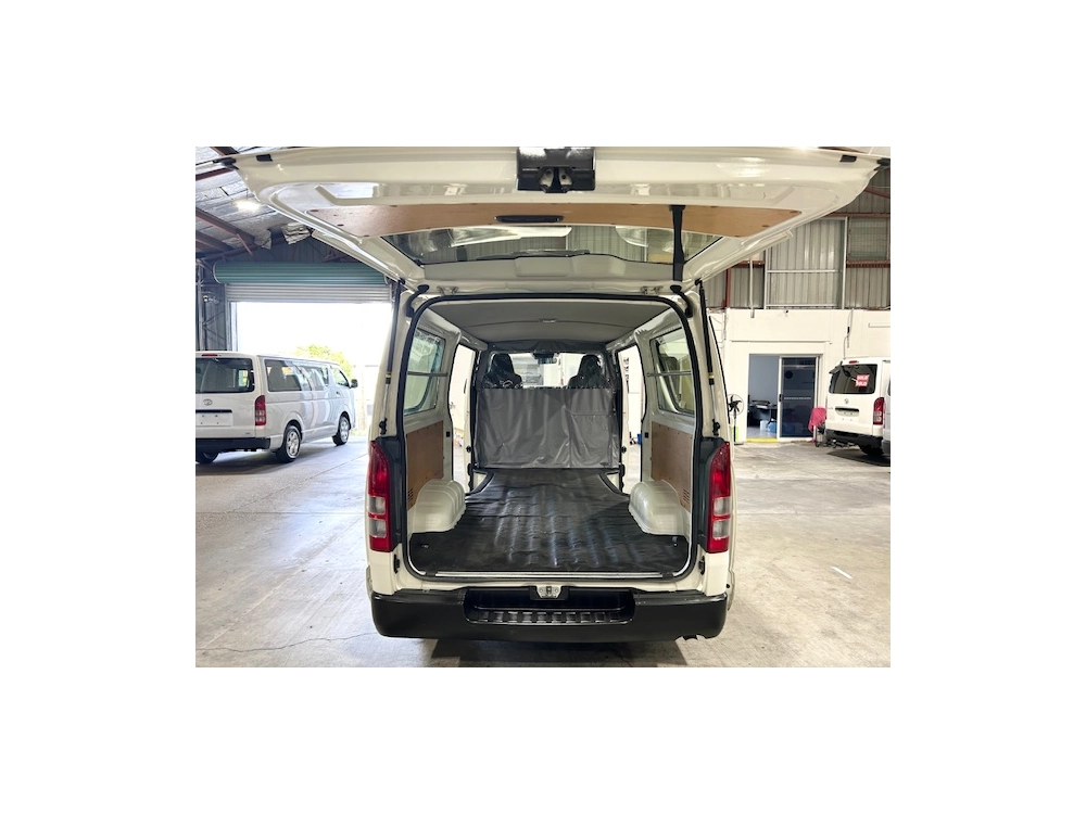 2020 Toyota Hiace FACELIFT MODEL ===FULL TIME 4WD===