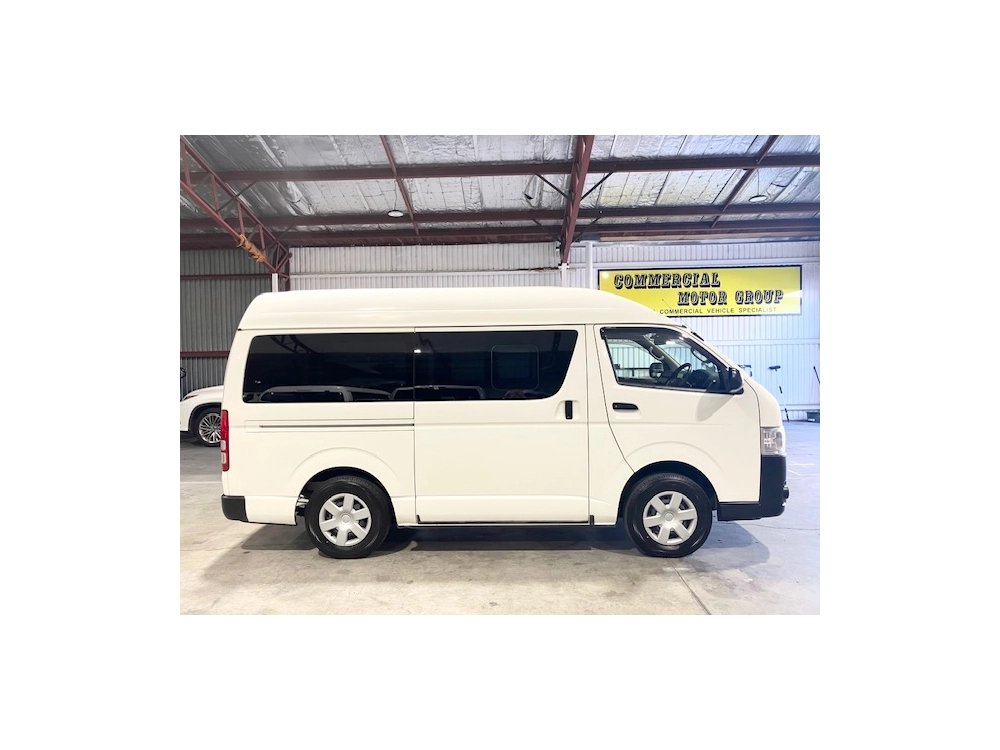 2019 Toyota Hiace =Rare Diesel 4x4 HighRoof= 6 Seaters