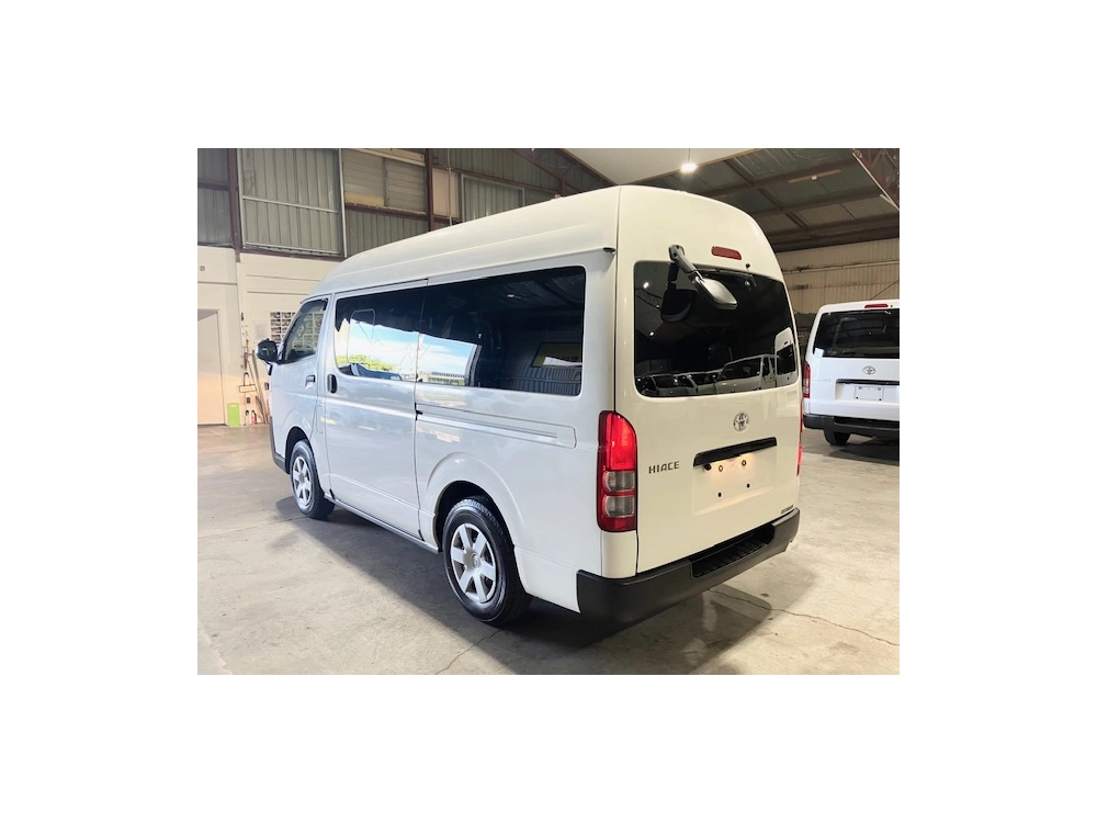 2019 Toyota Hiace =Rare Diesel 4x4 HighRoof= 6 Seaters