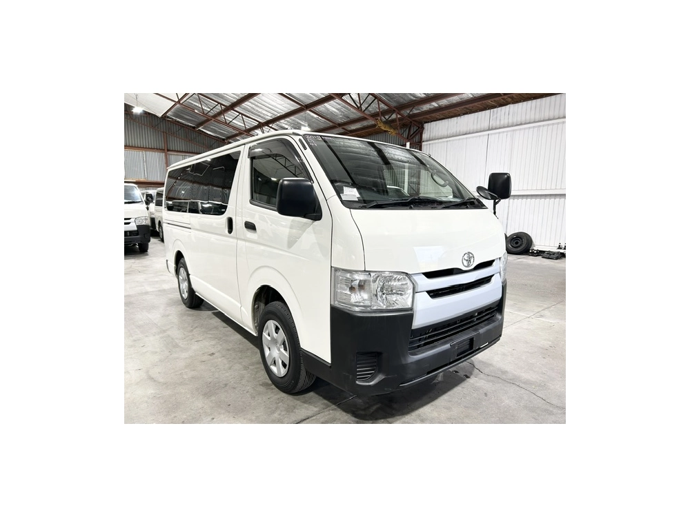 2019 Toyota Hiace =4X4= Dual Airbags _ 6 Seater *** $1000 DISCOUNTED for FUEL