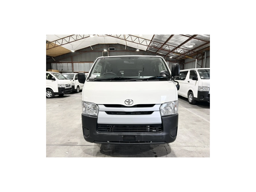 2019 Toyota Hiace =4X4= Dual Airbags _ 6 Seater 