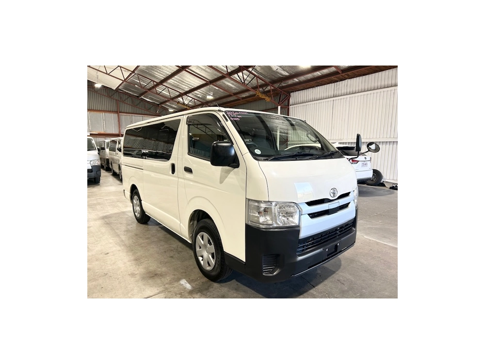 2020 Toyota Hiace === 4X4 4X4 4X4 === TIMBER FLOOR