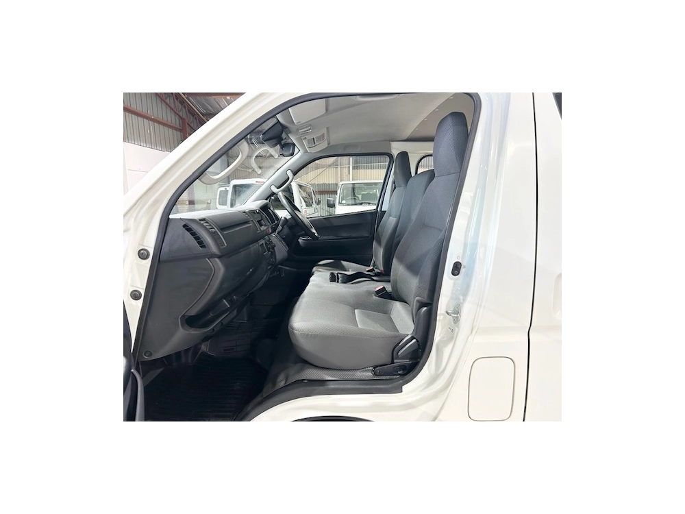 2018 Toyota Hiace ** 4WD 4WD 4WD ** +++ $4000 REDUCED +++