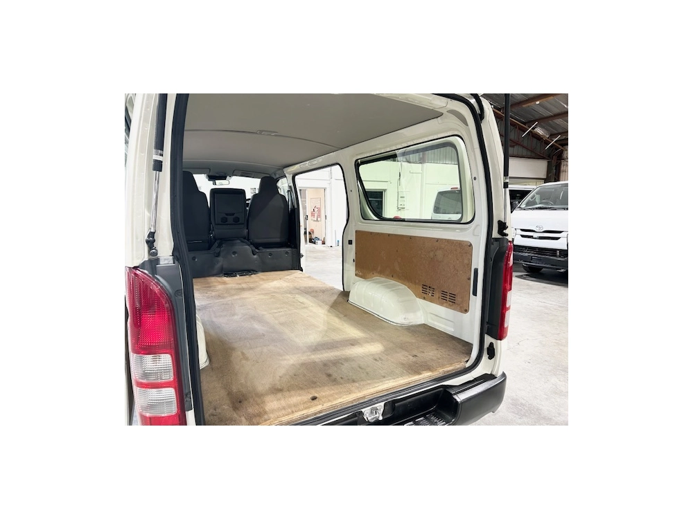 2018 Toyota Hiace ** 4WD 4WD 4WD ** +++ $4000 REDUCED +++
