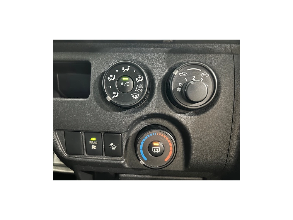 2019 Toyota Hiace *** 4WD 4WD 4WD *** $4000 REDUCED ++ MID YEAR SALE ++