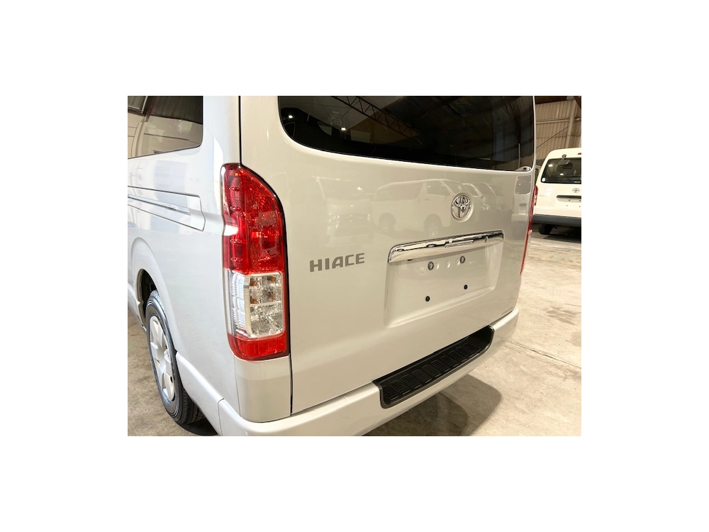2019 Toyota Hiace *** 4WD 4WD 4WD *** $4000 REDUCED ++ MID YEAR SALE ++
