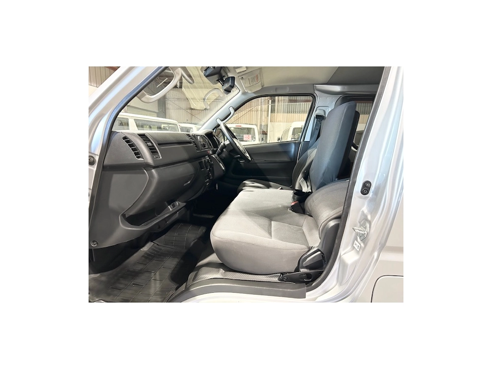 2019 Toyota Hiace *** 4WD 4WD 4WD *** $4000 REDUCED ++ MID YEAR SALE ++