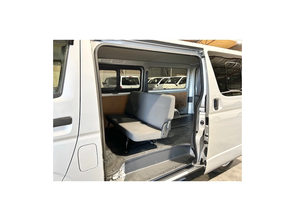 2019 Toyota Hiace *** 4WD 4WD 4WD *** $4000 REDUCED ++ MID YEAR SALE ++