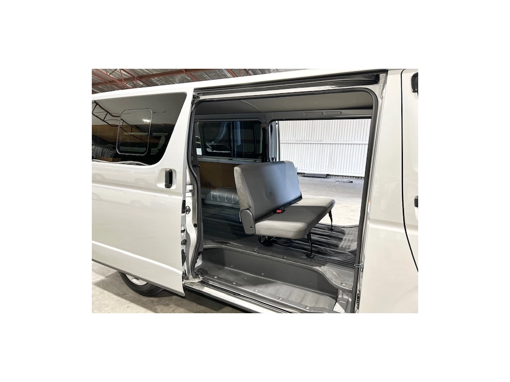 2019 Toyota Hiace *** 4WD 4WD 4WD *** $4000 REDUCED ++ MID YEAR SALE ++