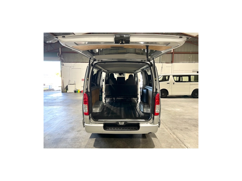 2019 Toyota Hiace *** 4WD 4WD 4WD *** $4000 REDUCED ++ MID YEAR SALE ++