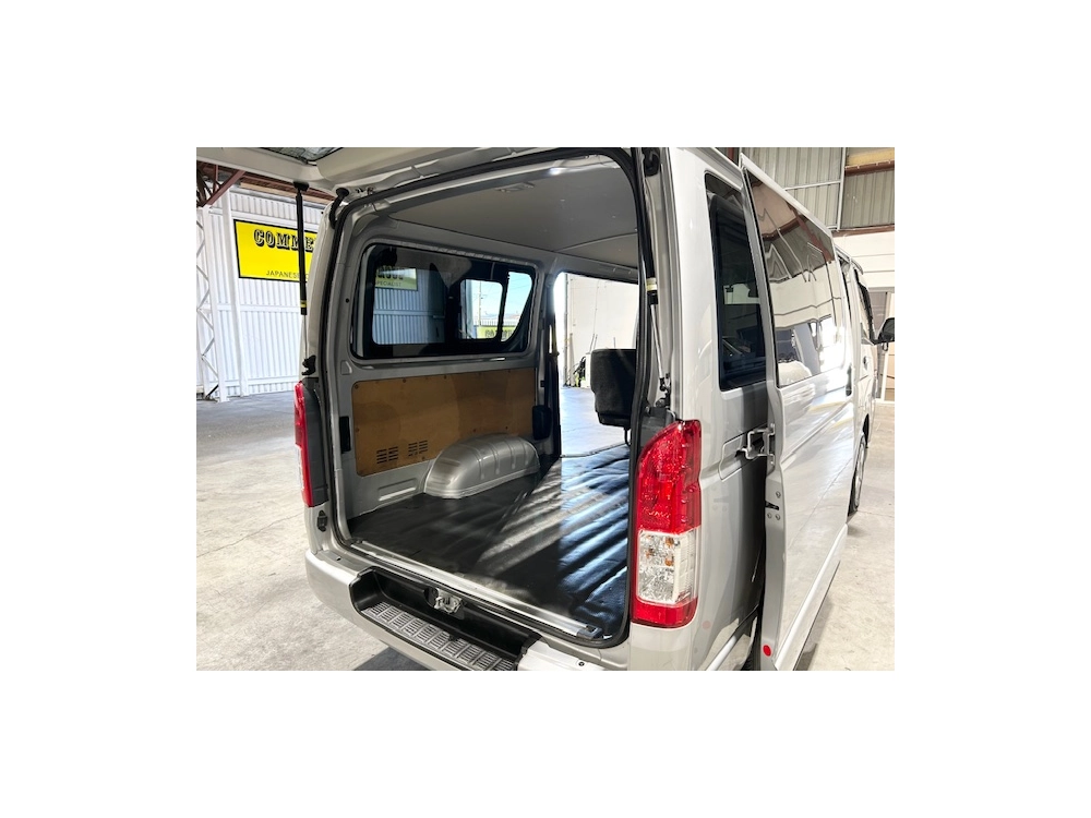 2019 Toyota Hiace *** 4WD 4WD 4WD *** $4000 REDUCED ++ MID YEAR SALE ++