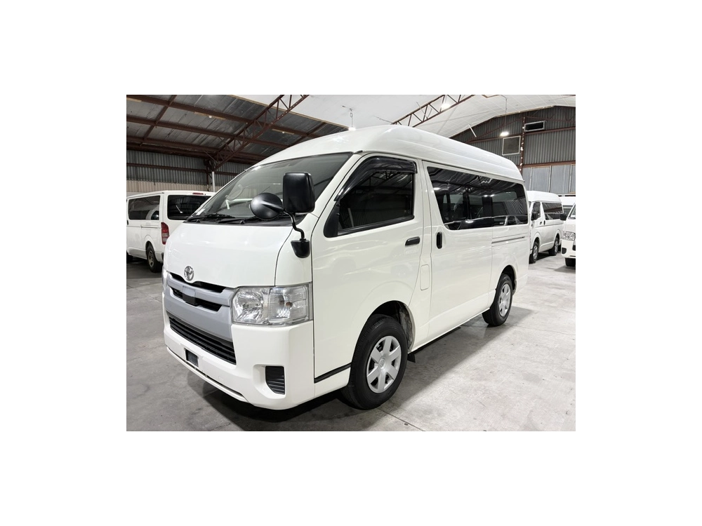 2020 Toyota Hiace 4X4 HIGH-ROOF / Rear Aircon!!