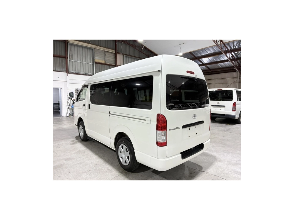 2020 Toyota Hiace 4X4 HIGH-ROOF / Rear Aircon!!