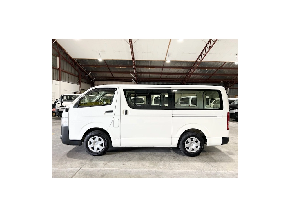 2018 Toyota Hiace Super Low 21km == Xmas BIG SALE ==