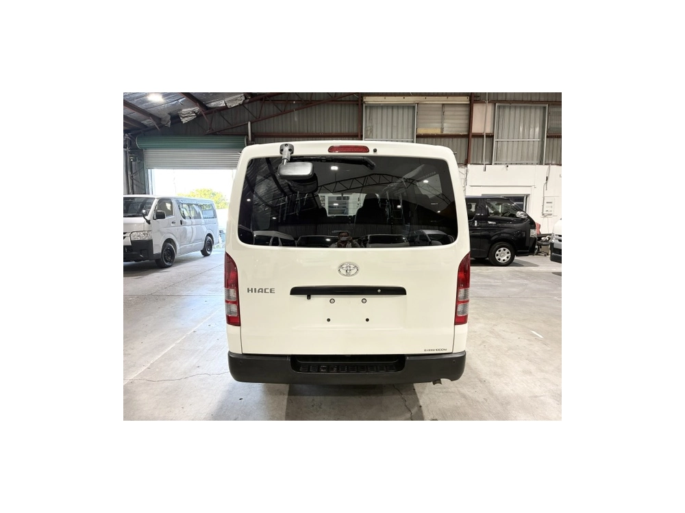 2020 Toyota Hiace = Super Low 26km = REMOVABLE High Floor