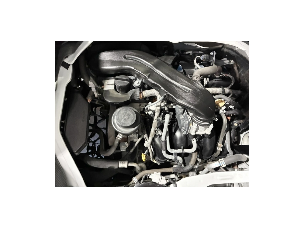 2020 Toyota Hiace = Super Low 26km = High Floor