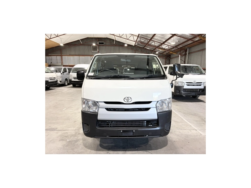 2020 Toyota Hiace = Super Low 26km = REMOVABLE High Floor