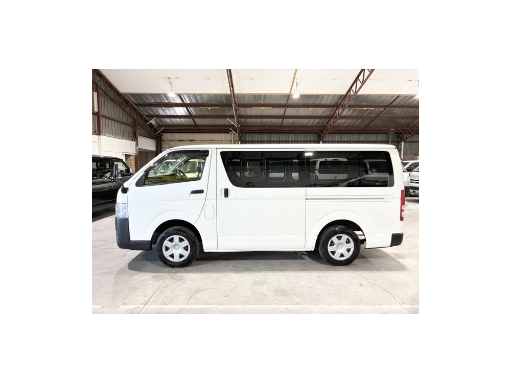 2020 Toyota Hiace = Super Low 26km = REMOVABLE High Floor