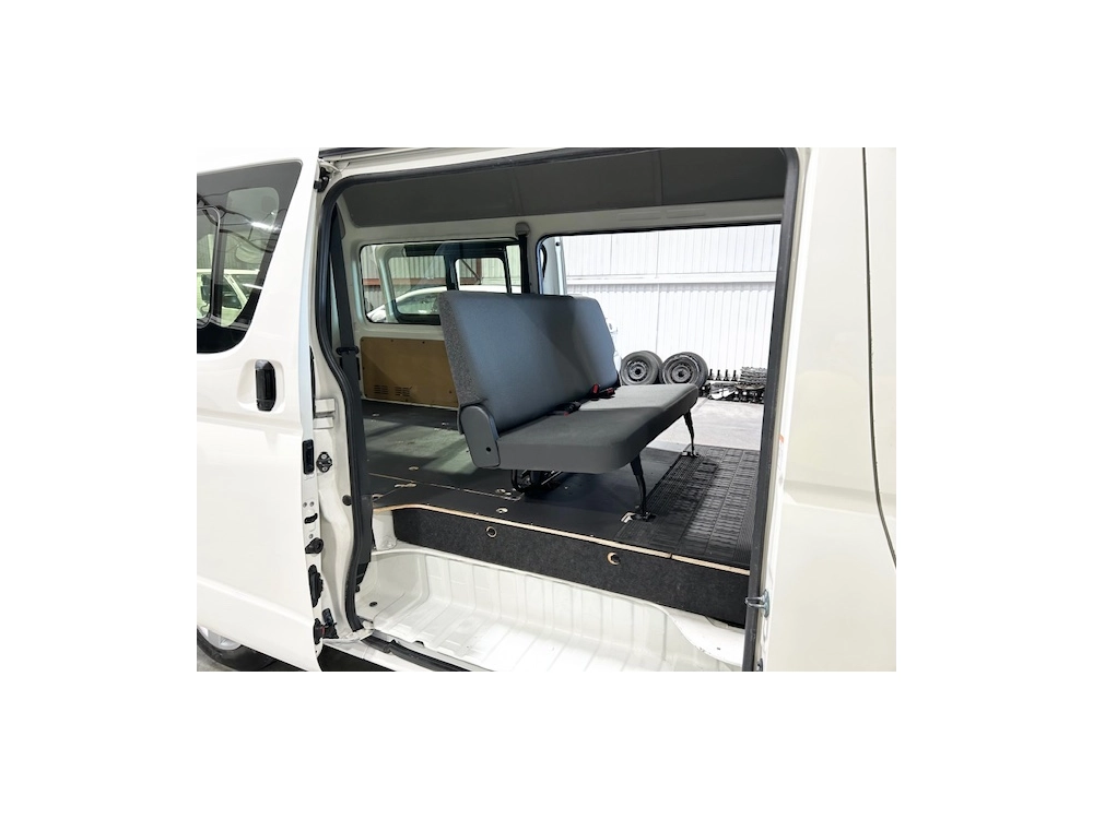 2019 Toyota Hiace Super Low 27km_ 6 Seaters_ EASTER SALE ON NOW !