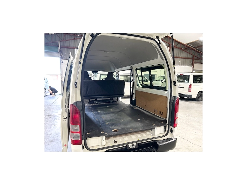 2019 Toyota Hiace Super Low 27km_ 6 Seaters_ EASTER SALE ON NOW !