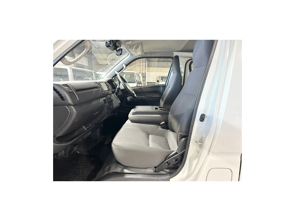 2020 Toyota Hiace =4X4= SUPER LOW 29kms!!! *EOFY BIGGEST SALE NOW -- OFFER END 26/06*