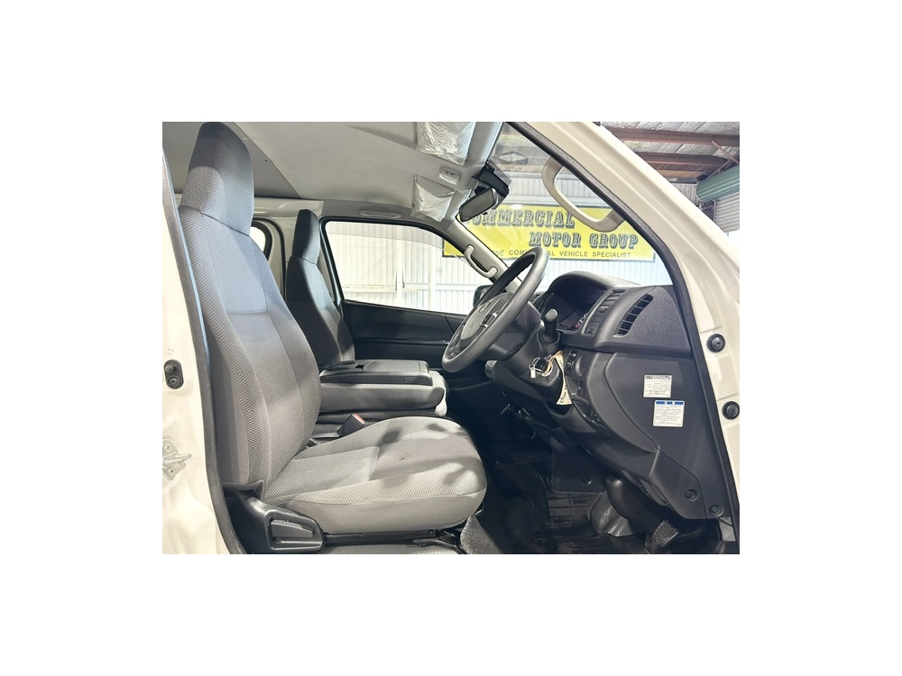 2020 Toyota Hiace =4X4= SUPER LOW 29kms!!! *EOFY BIGGEST SALE NOW -- OFFER END 26/06*